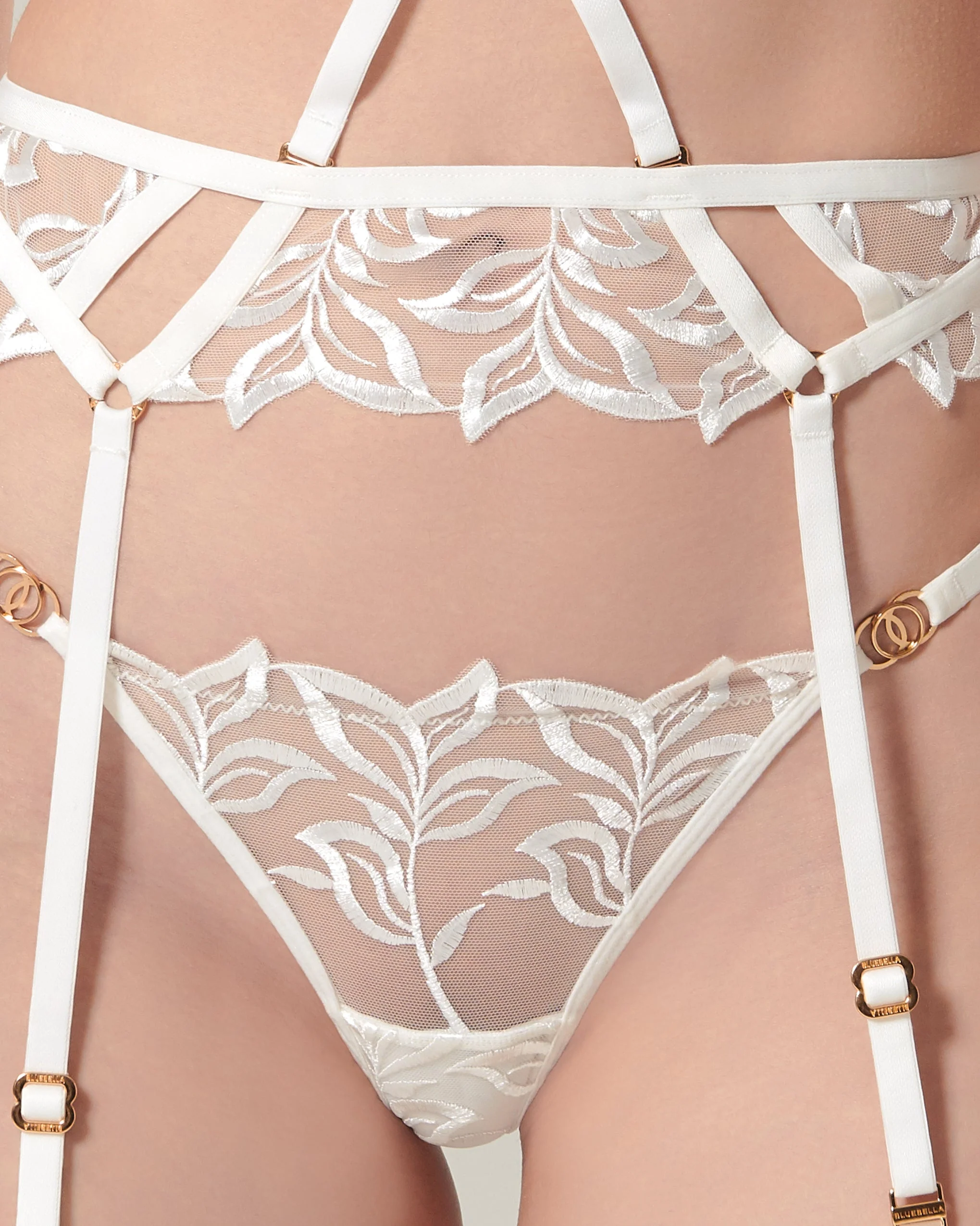 Isadora Harness con Reggicalze Bianco - Image 4