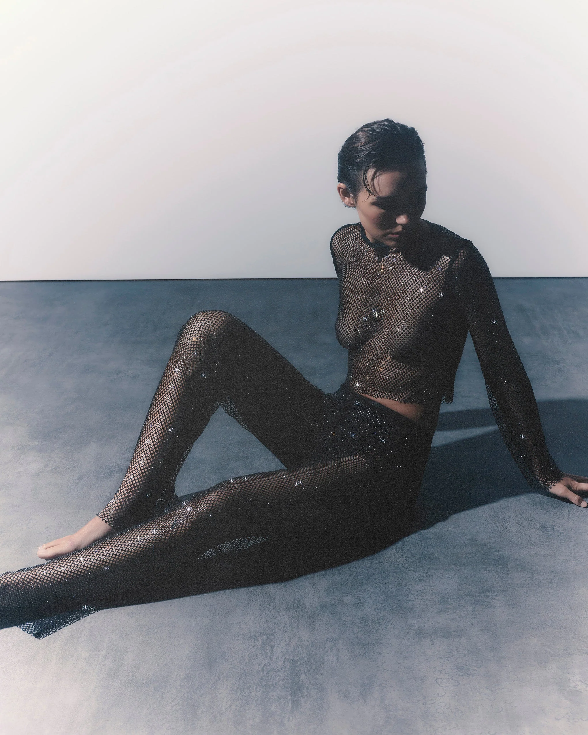 Noor Top in Mesh Trasparente/Nero - Image 7